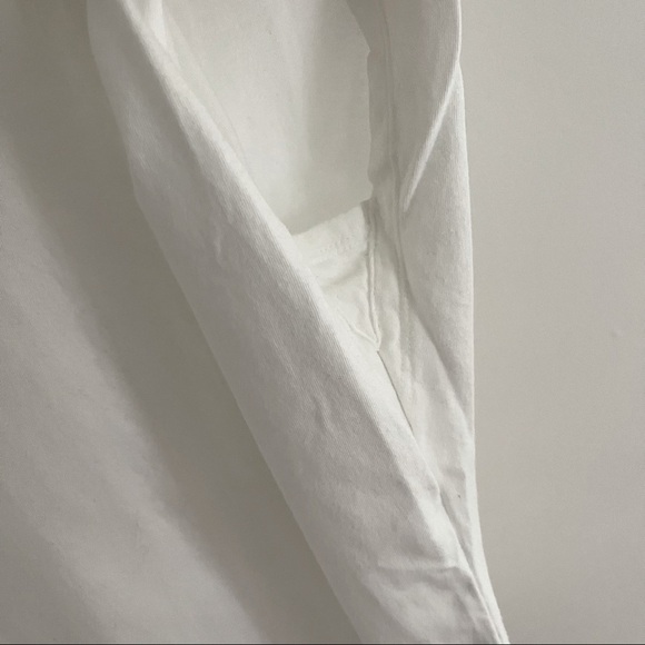 A New Day Muscle Tee - Picture 2 of 4